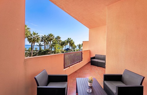 Puerto de la Duquesa Apartment | Don Juan Beach Resort Apartments - 1 Bedroom Beach Front Apartments