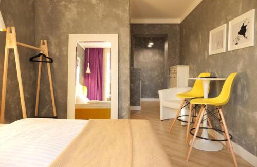 Pechers'kyi District Apartment | Don Papa Apartments in city center