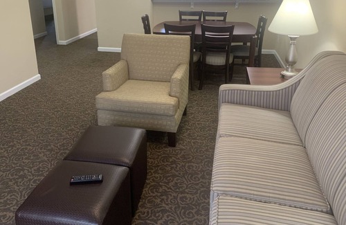Berkeley House | ❤️ Don't Miss This One! Resort 4BDR townhouse, minutes from action. From $379. ♥