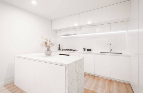 Doncaster Apartment | Doncaster Lux 3b2b apt Balcony+Parking