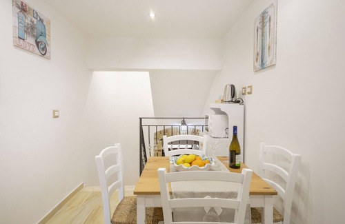 Monte di Pieta House | Donna Flavia - Holiday home in the historic center of Palermo