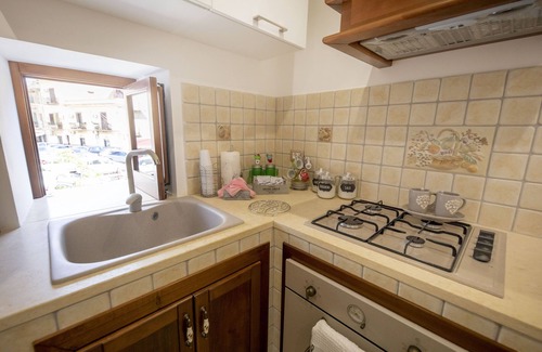 Monte di Pieta House | Donna Flavia - Holiday home in the historic center of Palermo