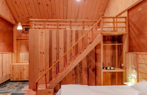 Chakrata Cabin | Dopaar by the brook