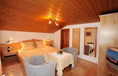 Rauris Bed & Breakfast | Doppelzimmer, Dusche, WC - Gästehaus Winkler