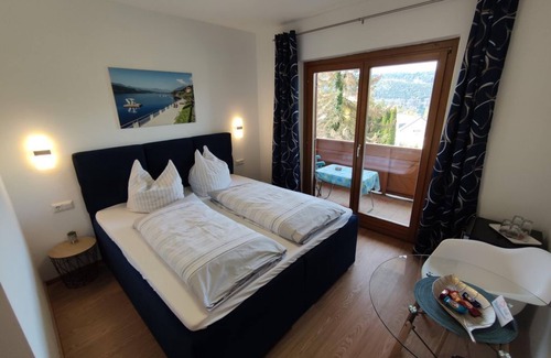 Millstatt Bed & Breakfast | Doppelzimmer mit Südbalkon - Pension Zum Mühlrad