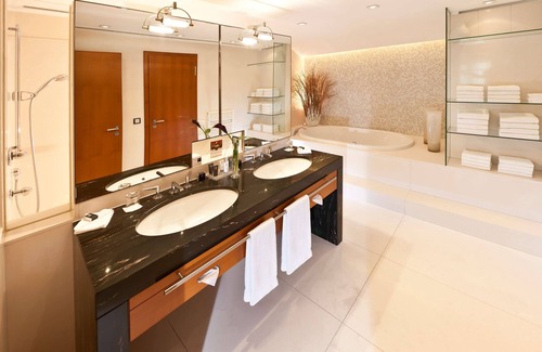 Deutz Hotel | Dorint An der Messe Köln