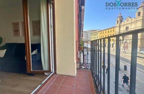 Zaragoza Old Town Apartment | Dos Torres La Dulcería - Jacuzzi y vistas en el corazón de Zaragoza