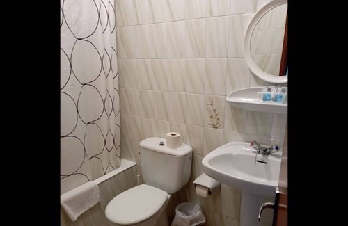 Luarca House | Double and single room - Oria Guesthouse #2