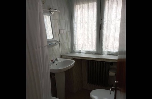 Luarca House | Double and single room - Oria Guesthouse #2