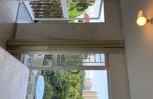 Islands District House | Double bed room with balcony 東涌鄉村雙人露台房