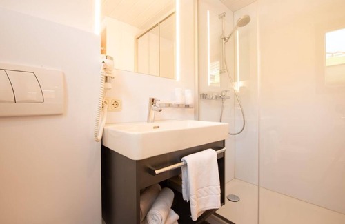 Damuels Bed & Breakfast | Double room for up to 4 persons - Haus Furka