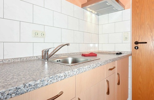 Esens Cottage | Double room Krabbe in the Hotel-Pension Altes Siel - Double room Krabbe with