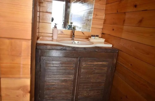 Agonda House | Double Room with Balcony and Sea View