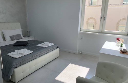 Trento Old Town House | Double room with en suite bathroom