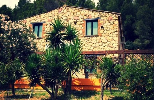 Gonnesa Apartment | Double room with shared pool and kitchen, Wi-Fi and air conditioning