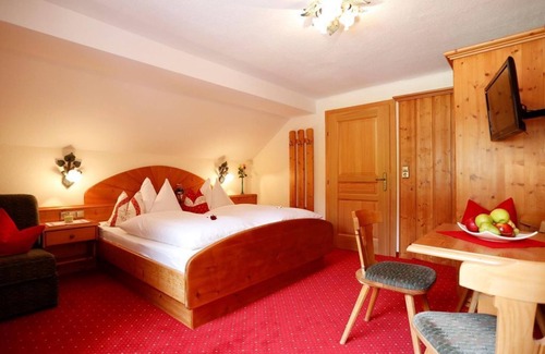 Weissenbach Other | Double room with shower, WC (short booking rate) - Linharterhof - Urlaub am