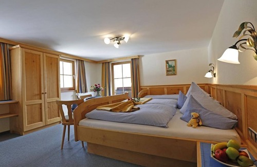 Weissenbach Other | Double room with shower, WC (short booking rate) - Linharterhof - Urlaub am