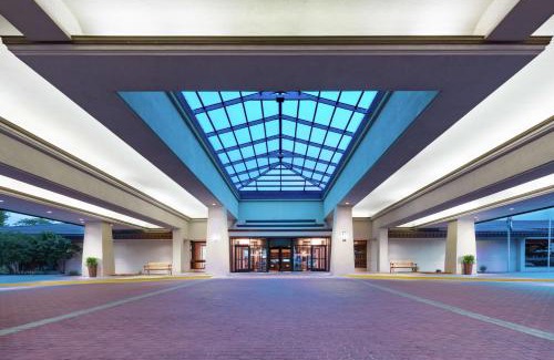 Southwest Colorado Springs Hotel | DoubleTree by Hilton Colorado Springs