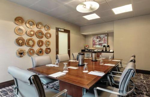 Northlake Hotel | DoubleTree by Hilton Atlanta Northeast/Northlake