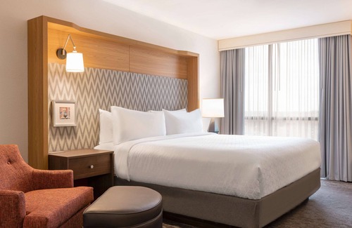 Fort Worth Hotel | DoubleTree by Hilton Fort Worth South