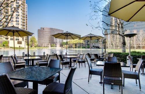 Santa Ana Hotel | DoubleTree by Hilton Orange County Airport