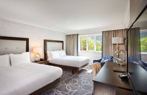 Wokingham Hotel | DoubleTree by Hilton St. Anne's Manor