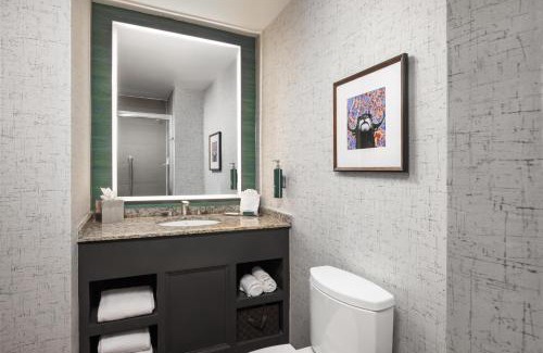 Capitol District Hotel | DoubleTree Suites by Hilton Austin Downtown Capitol
