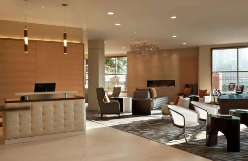 Allston Hotel | DoubleTree Suites by Hilton Hotel Boston - Cambridge