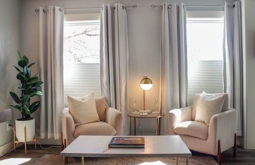 McMinnville Apartment | Douglas on Third Corner Suite-Adorable Apartment on 3rd St. McMinnville #14