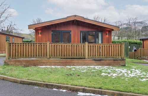 Saddleworth Cottage | DOVESTONE LUXURY LODGES (SLEEPS 4)- PET FREE in Greenfield