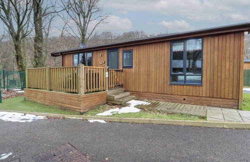 Saddleworth Cottage | DOVESTONE LUXURY LODGES (SLEEPS 4) - PETS WELCOME in Greenfield