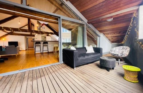 Quartier des Quais - Kaaienwijk Apartment | Down Town Spacious Loft with Private Parking