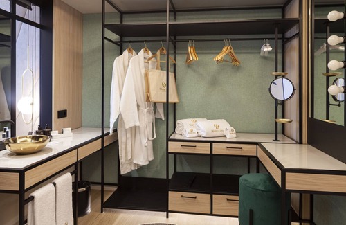 Sant Nicolau Hotel | Downtown and Stylish Accommodation Close to Royal Palace of La Almudaina!