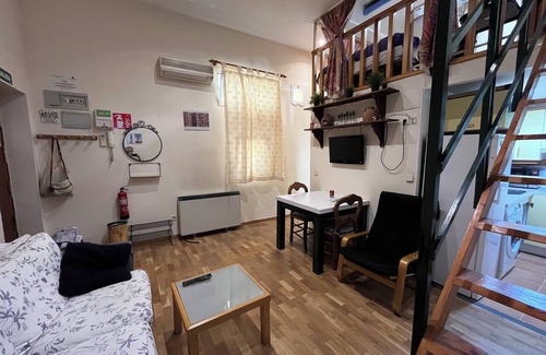 Embajadores Apartment | DOWNTOWN APARTMENT M. QUEEN SOFIA