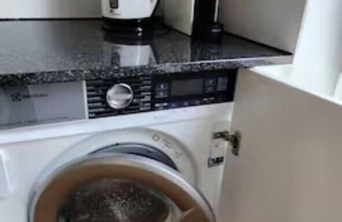 Werd Apartment | Downtown Charming 2-BR Loft Apartment 5A