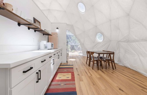 Shaver Lake Cabin | Downtown Dome Glamping Retreat in Shaver Lake
