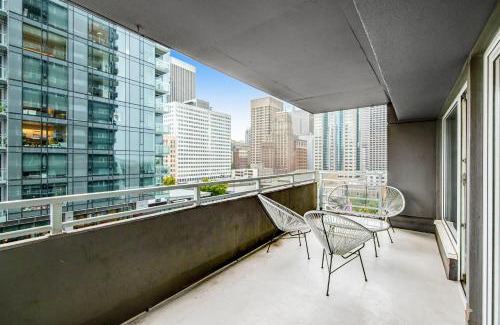Downtown Seattle Apartment | Downtown Dream