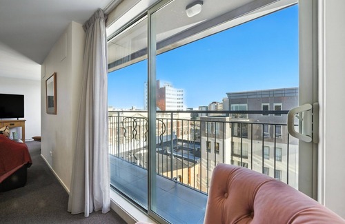 Christchurch City Centre Cottage | Downtown Haven - Christchurch Holiday Apartment
