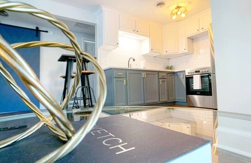 Shepherdstown Apartment | Downtown Modern 2BR step from dining and shopping
