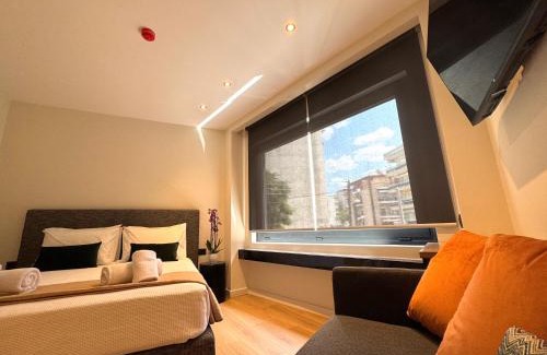 Vardaris Apartment | Downtown Suites