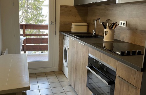 Brides-les-Bains Apartment | Dream location for this apartment full center of brides baths