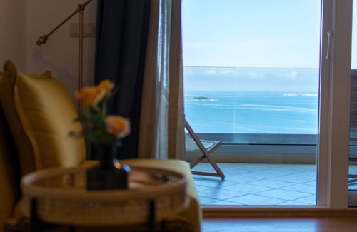 Zupa dubrovacka Apartment | Dreamhouse Soline Sea View, Pool and Jacuzzi Yellow Apartment