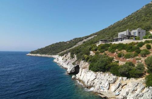 Evgiros Villa | Dreamscape Villa Oneiro - Your Gateway to Seaside