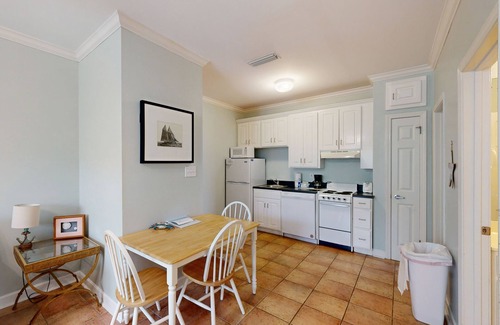 Dauphin Island Condo | Dreamy Island Escape W/Shared Pools, Free WiFi, Beach Access, and Central A/C