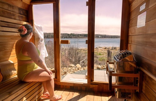 Port Mouton House | Dreamy Oceanfront Escape Hot tub & Sauna