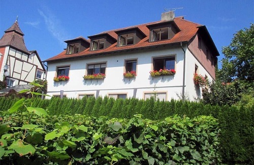 Hagnau Apartment | Dreibettzimmer mit Dusche/WC