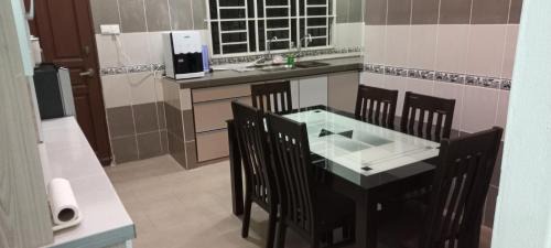 Cherang Ruku House | DRhu Guest House