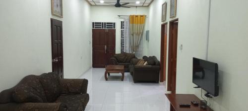 Cherang Ruku House | DRhu Guest House