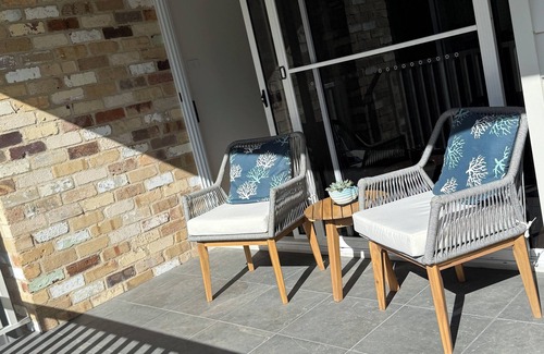 Tea Gardens House | 🐚 Drift at Tea Gardens | 🛌 Sleeps 14 | 🐾 Pet friendly | ⛳ Golf | 🐬🦅🦘🐨 |