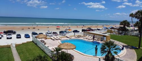 Ormond Beach Hotel | Driftwood Beach Motel
